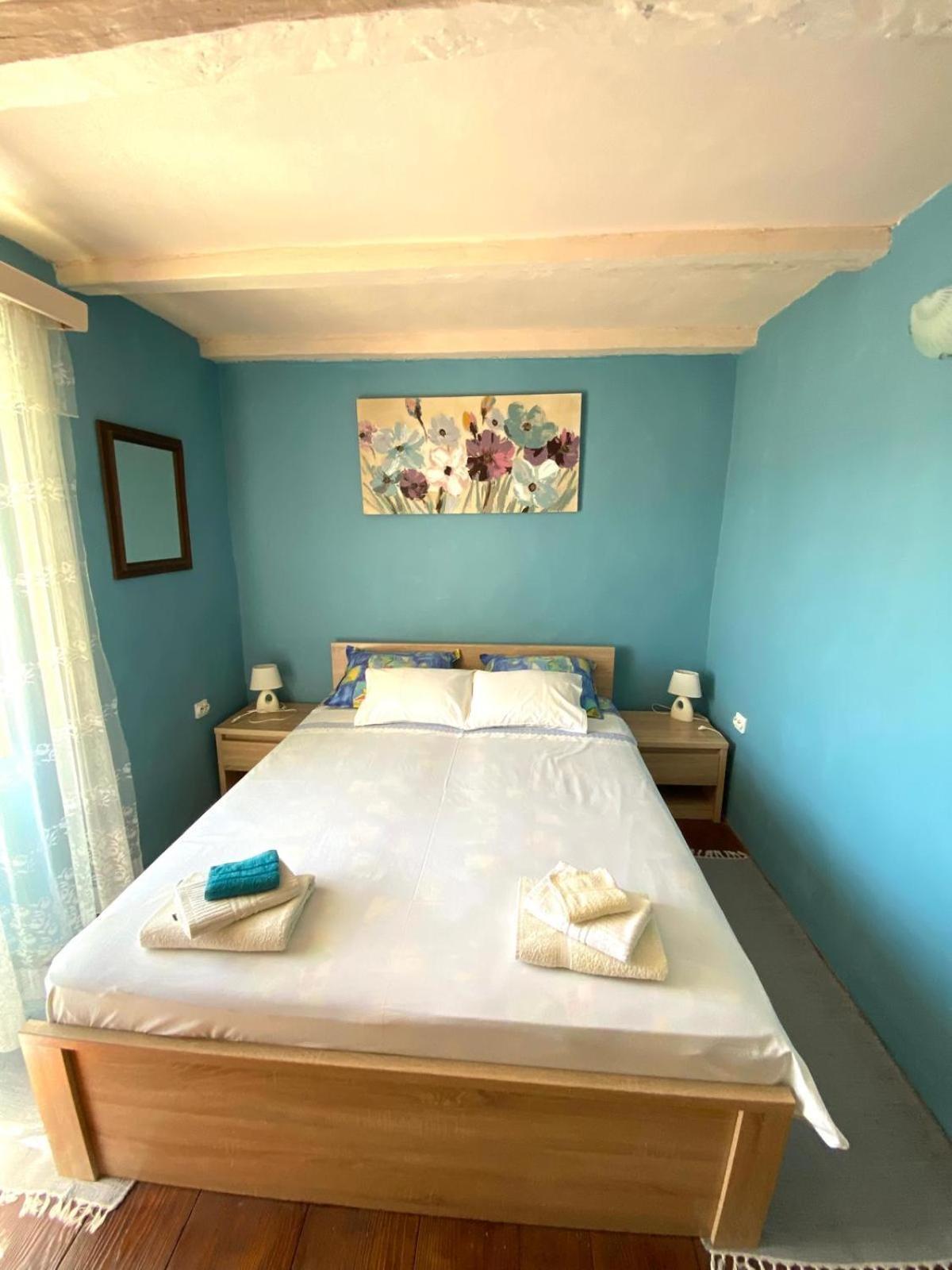 Apartment Cacini Dvori Lastovo Kültér fotó