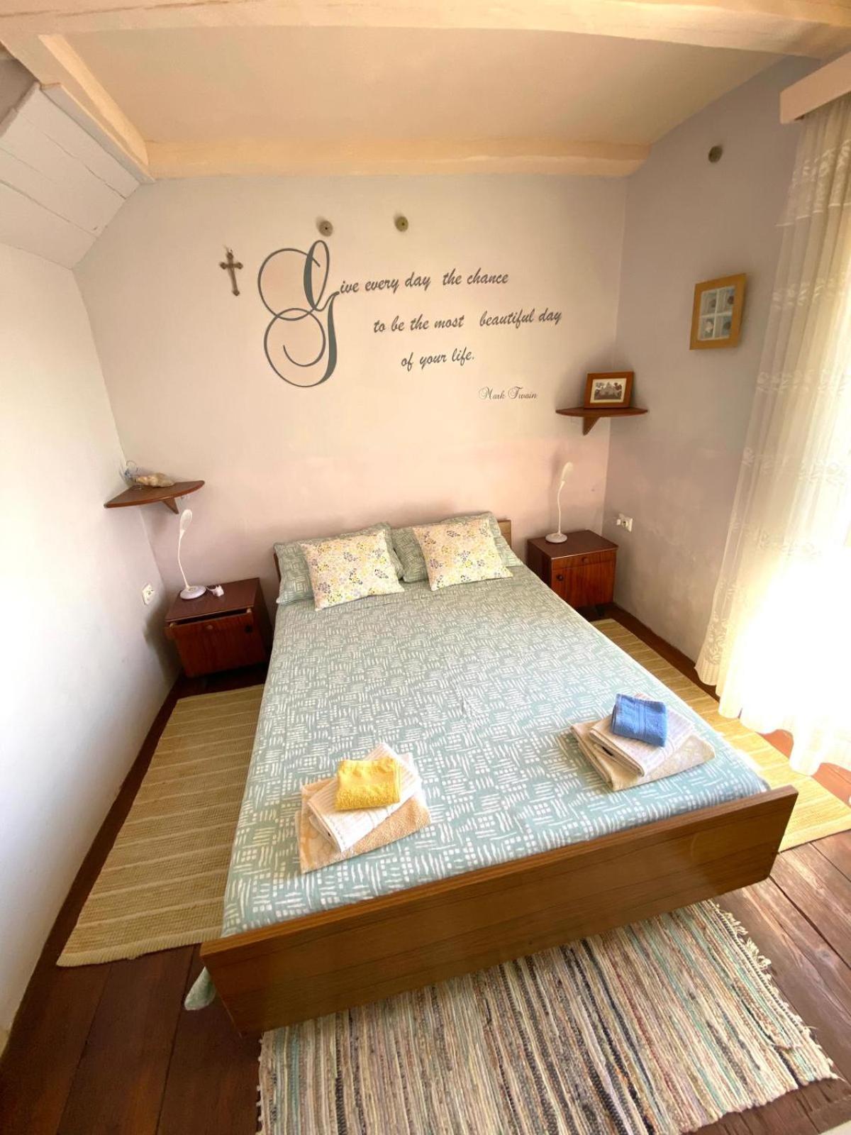 Apartment Cacini Dvori Lastovo Kültér fotó