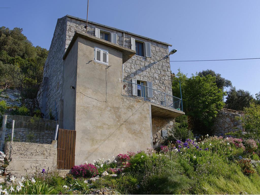 Apartment Cacini Dvori Lastovo Szoba fotó