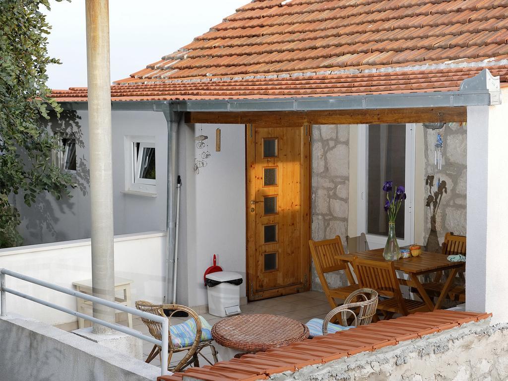 Apartment Cacini Dvori Lastovo Szoba fotó
